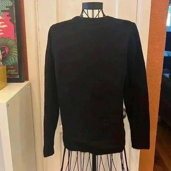 Old Navy Crew Neck Sweater-Sz M - Picture 2 of 5